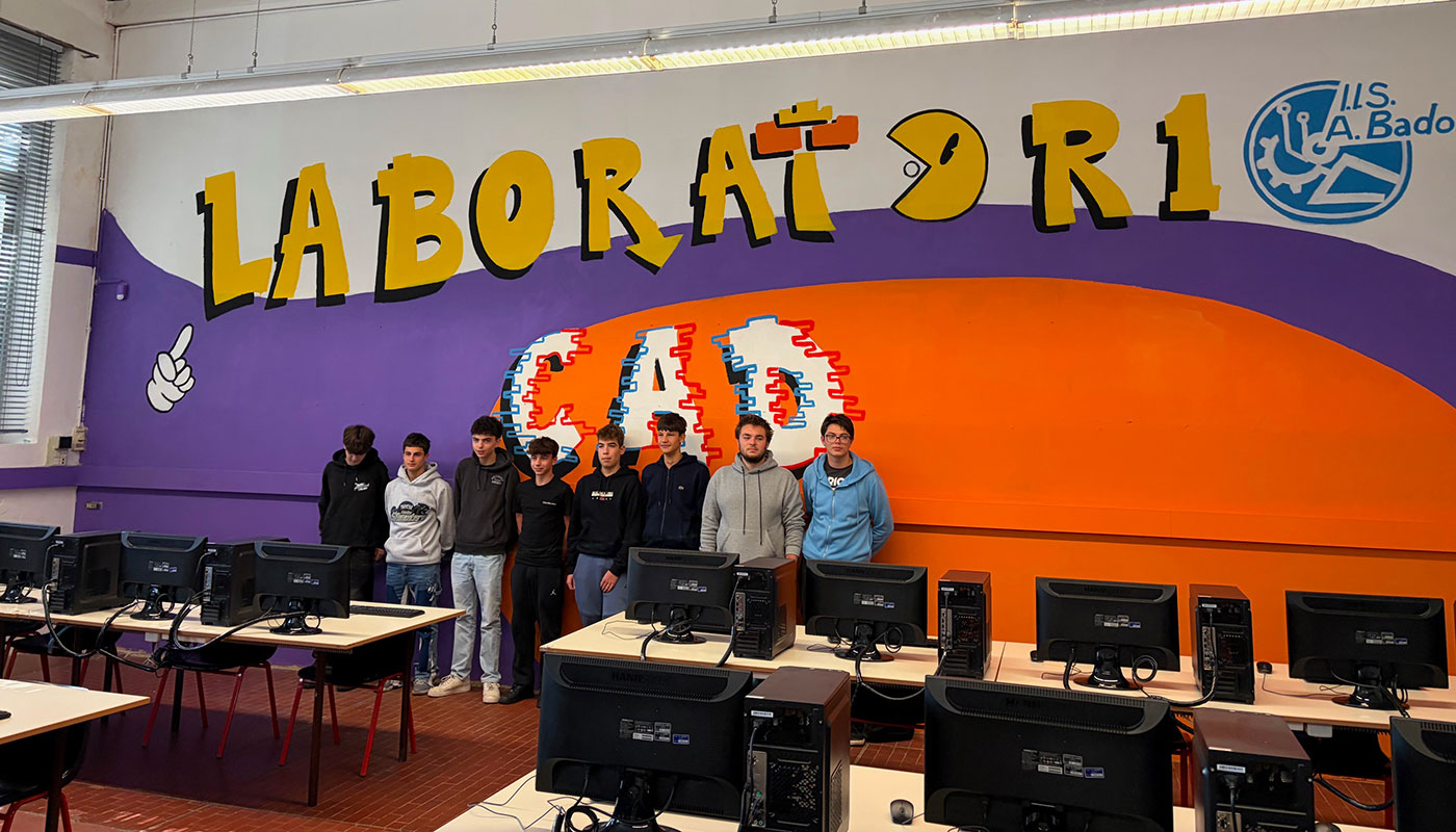 Un'aula più moderna, un futuro più vicino